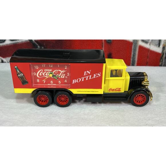 Coca-Cola Toy Truck with Clock - Picture 1 of 6